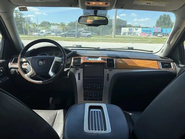 2014 Cadillac Escalade ESV Platinum Edition