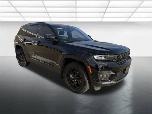 2024 Jeep Grand Cherokee Altitude 4x4 for sale in McKinney, TX