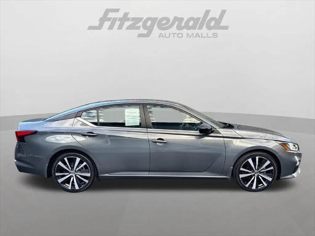 2022 Nissan Altima SR FWD