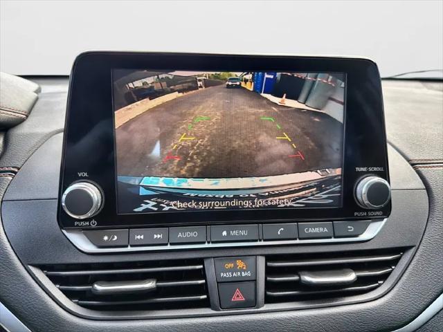 2022 Nissan Altima SR FWD