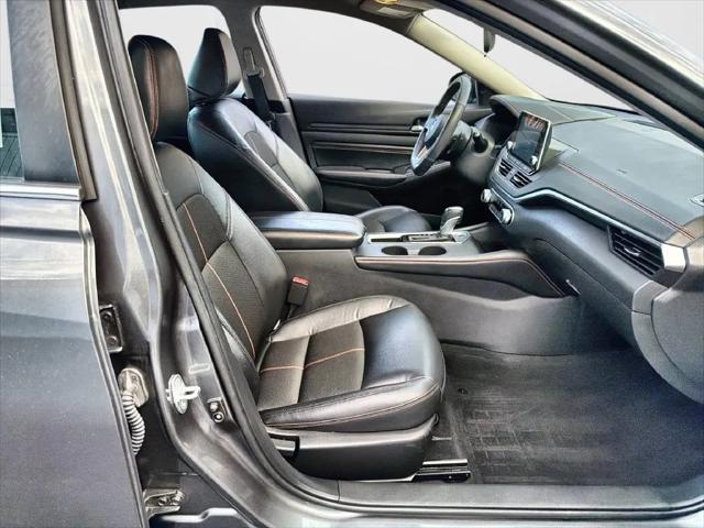 2022 Nissan Altima SR FWD