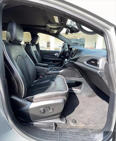 2021 Chrysler Pacifica Limited AWD