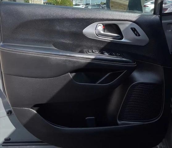 2021 Chrysler Pacifica Limited AWD
