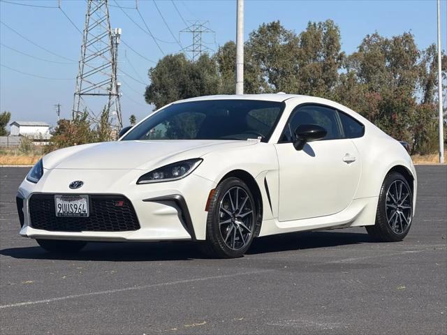 2025 Toyota GR86 Base