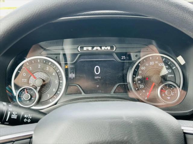 2026 Ram 1500 Express Crew Cab 4x4 57 Box