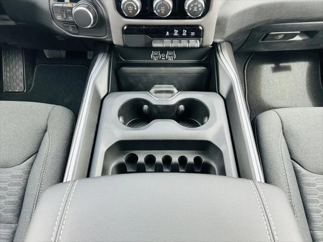 2026 Ram 1500 Express Crew Cab 4x4 57 Box