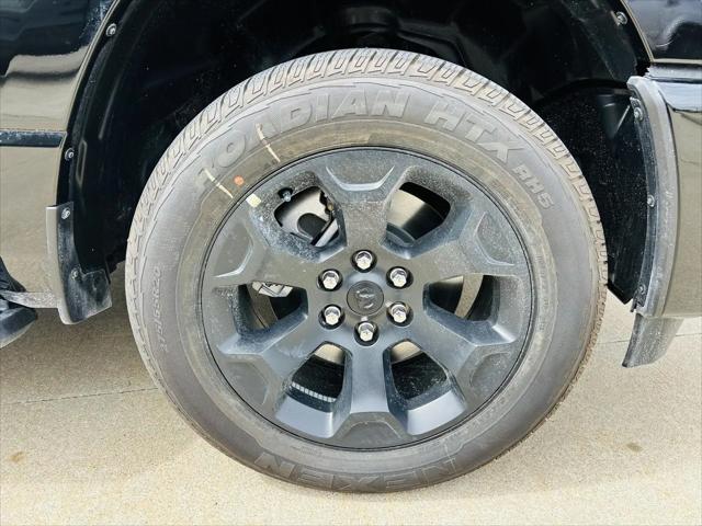 2026 Ram 1500 Express Crew Cab 4x4 57 Box