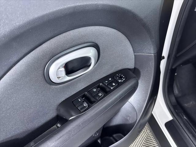 2014 Kia Soul Base