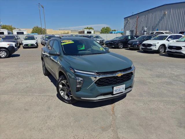 2025 Chevrolet Trax FWD LT
