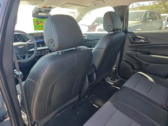 2025 Chevrolet Trax FWD LT
