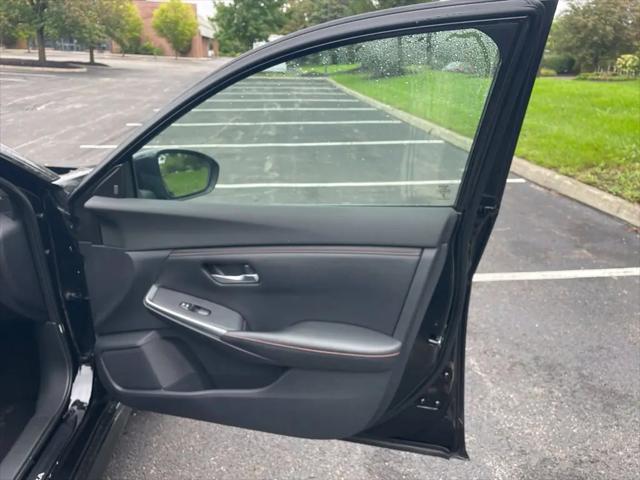 2023 Nissan Sentra SR Xtronic CVT