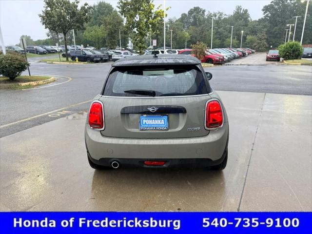 2021 MINI Hardtop Cooper