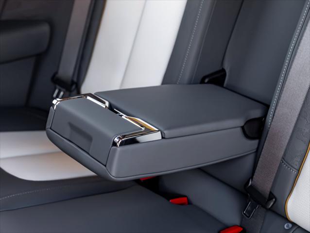 2027 Rolls-Royce Cullinan Unknown