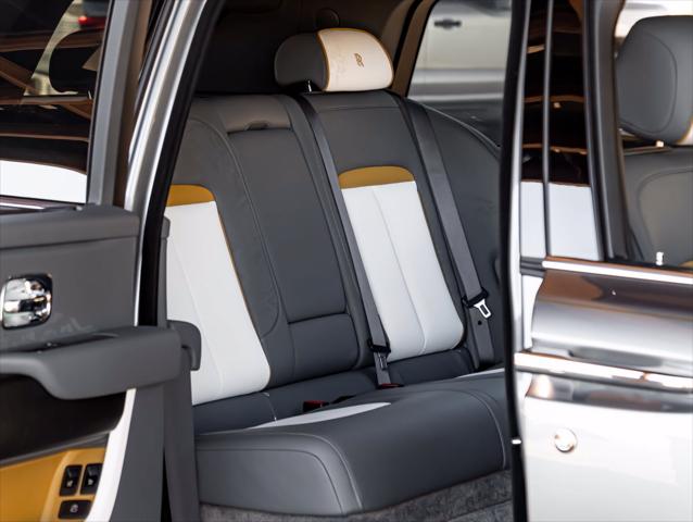2027 Rolls-Royce Cullinan Unknown