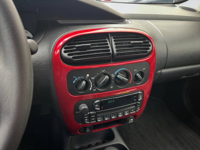 2005 Dodge Neon SXT