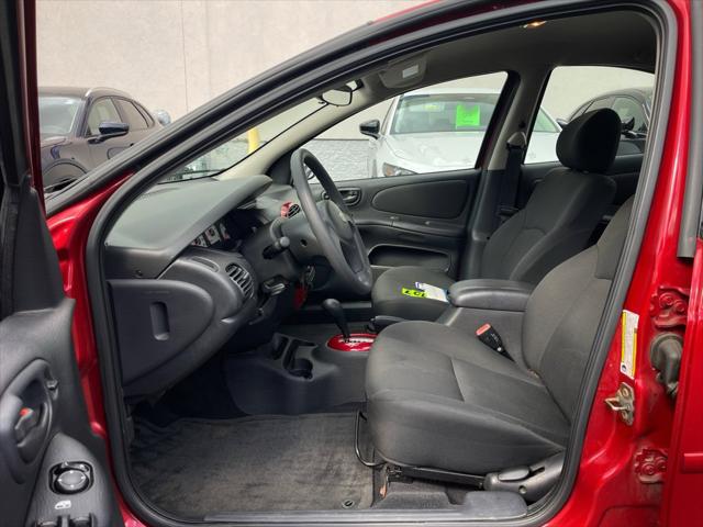2005 Dodge Neon SXT