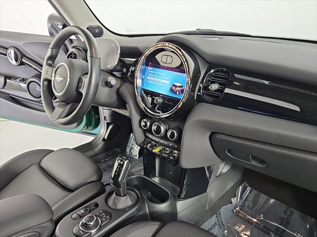 2024 MINI SE Hardtop Cooper