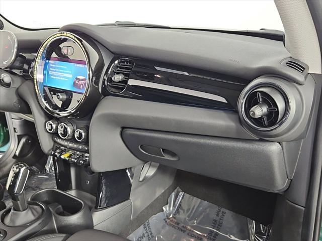 2024 MINI SE Hardtop Cooper