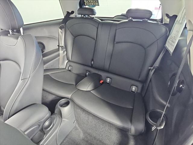 2024 MINI SE Hardtop Cooper