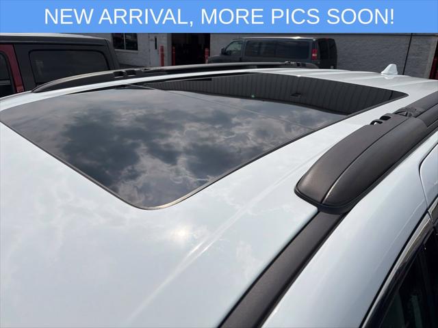 2022 Chrysler Pacifica Limited AWD