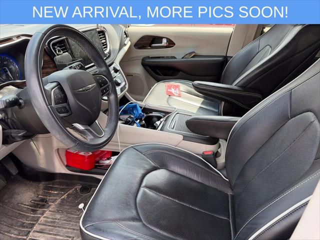 2022 Chrysler Pacifica Limited AWD