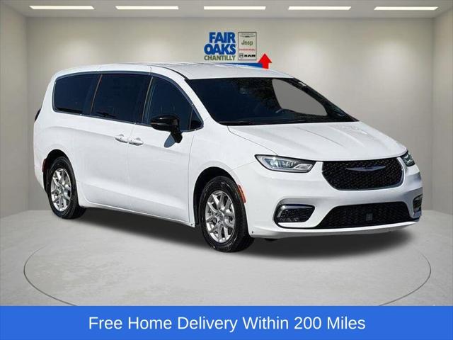 2025 Chrysler Pacifica Select 2025 Chrysler Pacifica Select