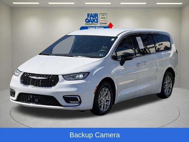 2025 Chrysler Pacifica Select 2025 Chrysler Pacifica Select