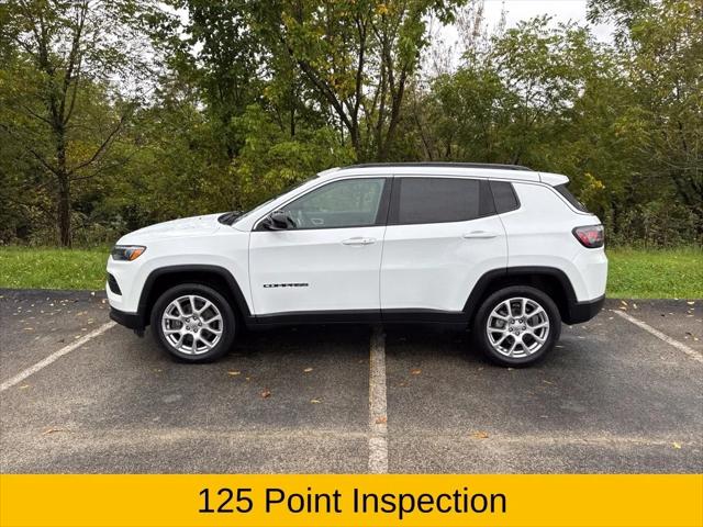 2023 Jeep Compass Latitude Lux FWD 2023 Jeep Compass Latitude Lux FWD