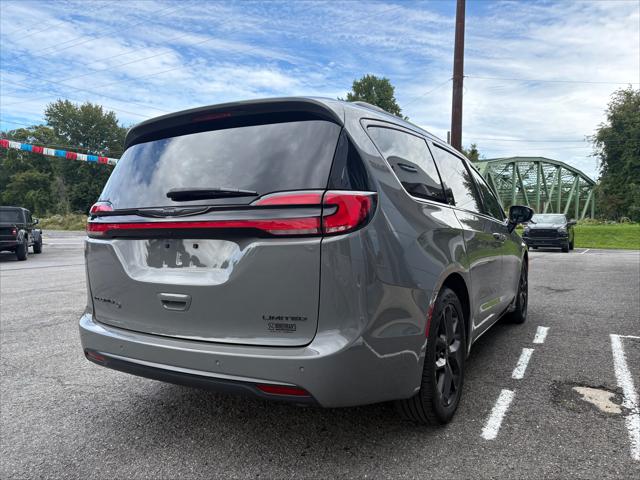 2025 Chrysler Pacifica Limited