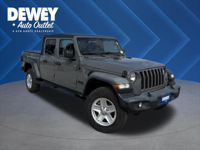 2020 Jeep Gladiator Sport S for sale in Des Moines, IA