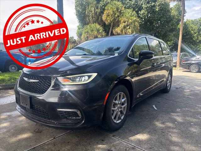 2024 Chrysler Pacifica Touring L for sale in , 