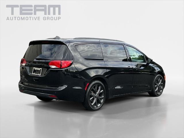 2020 Chrysler Pacifica Touring L Plus