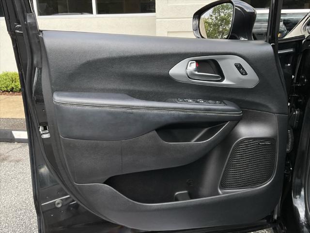 2020 Chrysler Pacifica Touring L Plus
