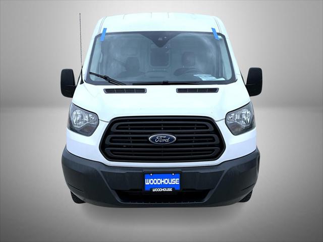 2017 Ford Transit Base