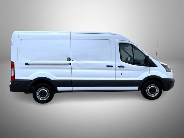 2017 Ford Transit Base