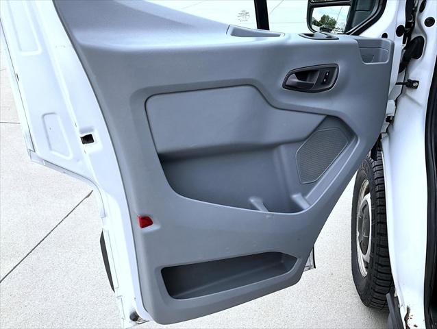 2017 Ford Transit Base