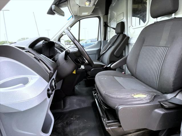 2017 Ford Transit Base