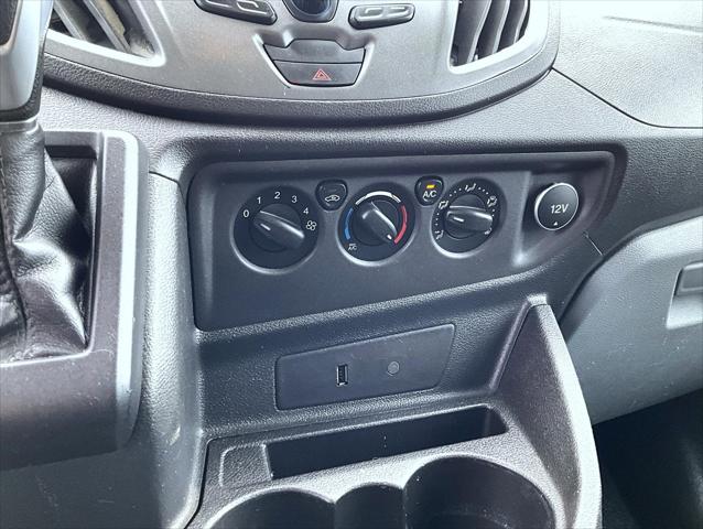 2017 Ford Transit Base