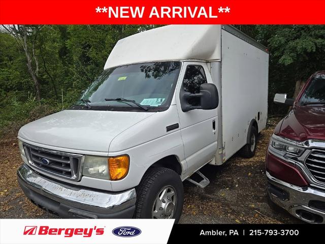 2007 Ford E-350 Cutaway Base for sale in Ambler, PA