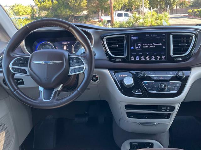 2017 Chrysler Pacifica Touring-L Plus