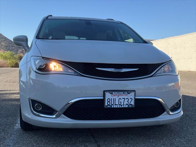 2017 Chrysler Pacifica Touring-L Plus