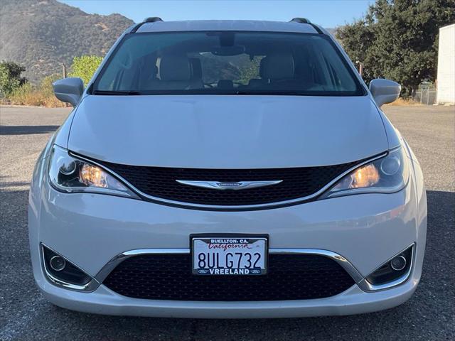 2017 Chrysler Pacifica Touring-L Plus