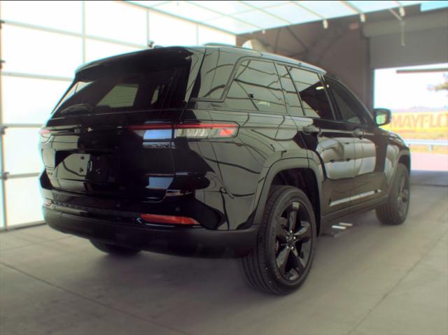 Used 2024 Jeep Grand Cherokee Altitude 4x4 For Sale in Olive Branch, MS