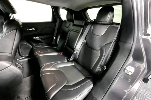 Used 2019 Jeep Cherokee Altitude FWD For Sale in Olive Branch, MS