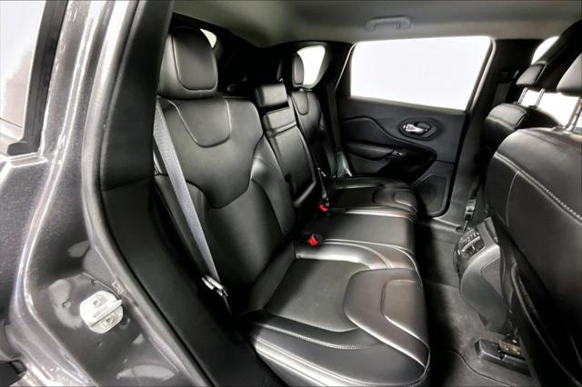 Used 2019 Jeep Cherokee Altitude FWD For Sale in Olive Branch, MS