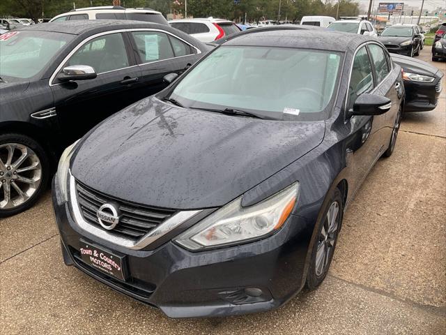 2016 Nissan Altima 2.5 SL for sale in Des Moines, IA