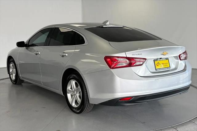 2022 Chevrolet Malibu FWD LT