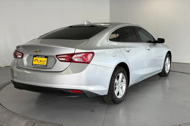 2022 Chevrolet Malibu FWD LT