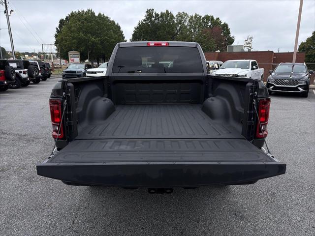 2026 Ram 2500 Big Horn Crew Cab 4x4 64 Box