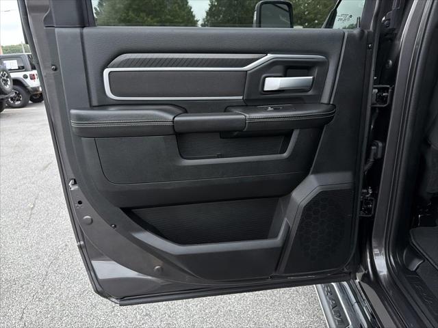 2026 Ram 2500 Big Horn Crew Cab 4x4 64 Box